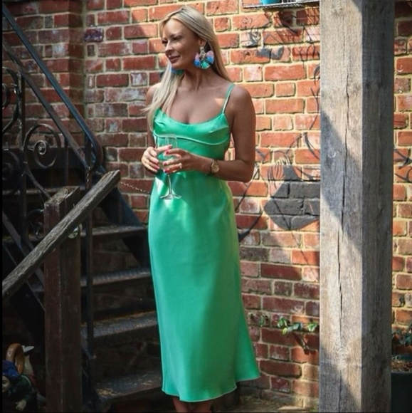 Zara Satin dress - Picture 10 of 12